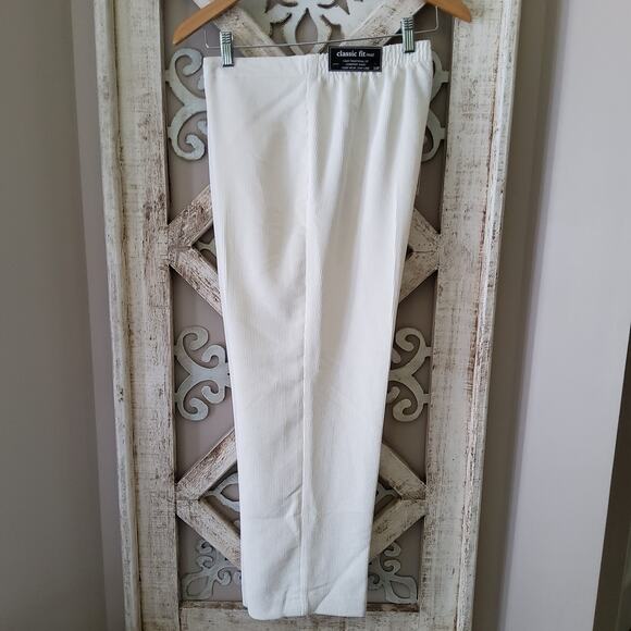 Alfred Dunner Women's Copenhagen Corduroy Elastic Waist Pants in White - Picture 8 of 11